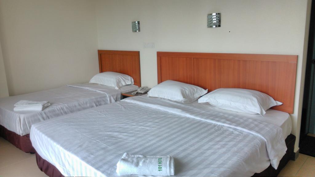 101 Hotel Мири Номер фото