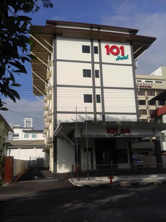 101 Hotel Мири Экстерьер фото